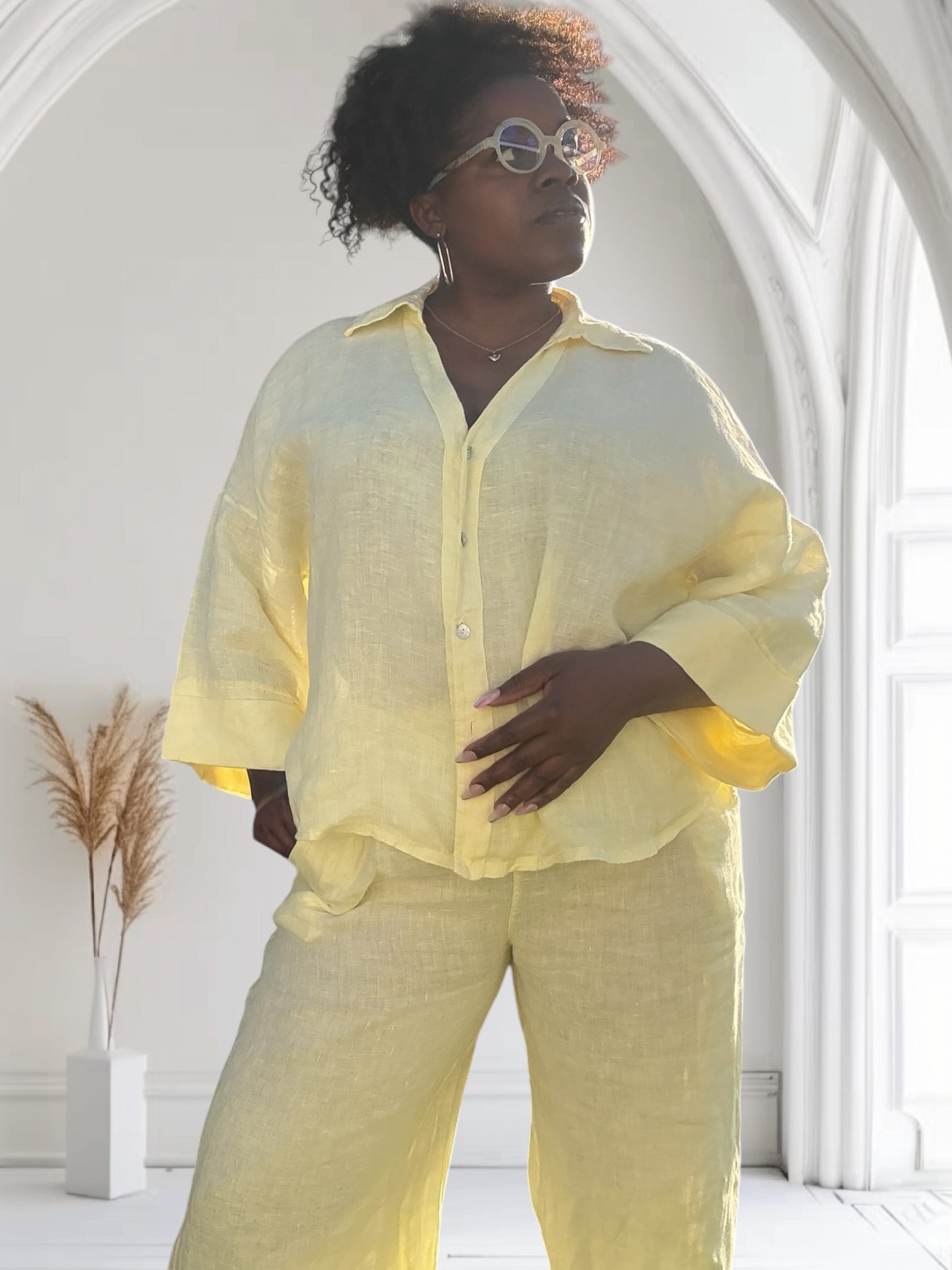 V-neck Button